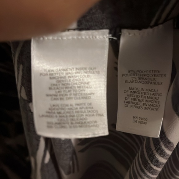 Plus size dress - Picture 6 of 6